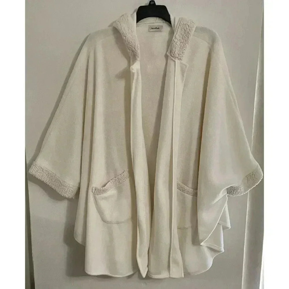 Le Moda White/Cream Button Hooded‎ Wrap Shawl Body Cover Lord Daniel Sportswear - Picture 1 of 4